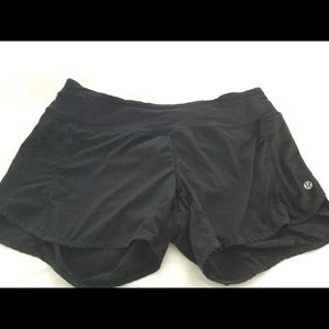 Lululemon shorts size 6